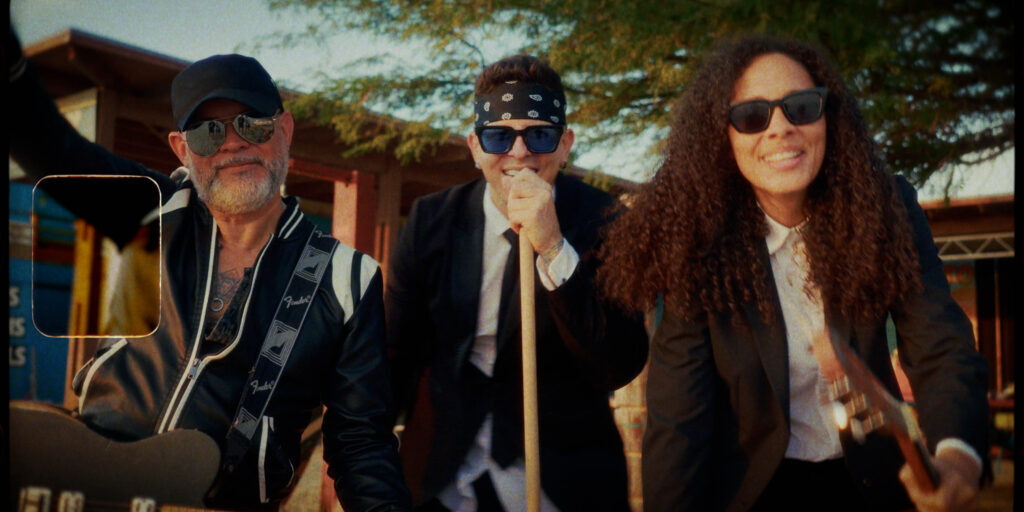 Lagami Biba COLORr.00_04_23_13.Still001 copy